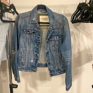 Hand painted Kansas City chiefs jean jacket.